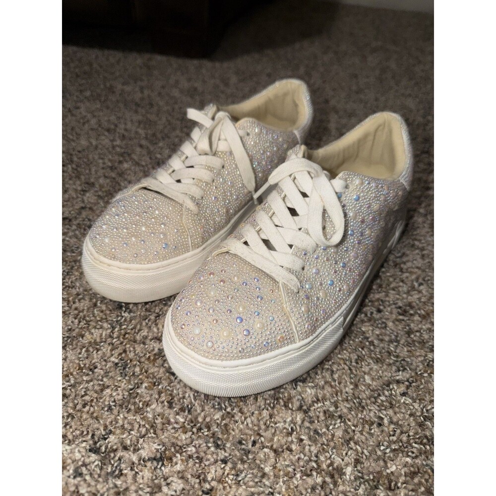Betsey Johnson Sidny Pearl Rhinestone Platform Sneakers White Women’s Size 8